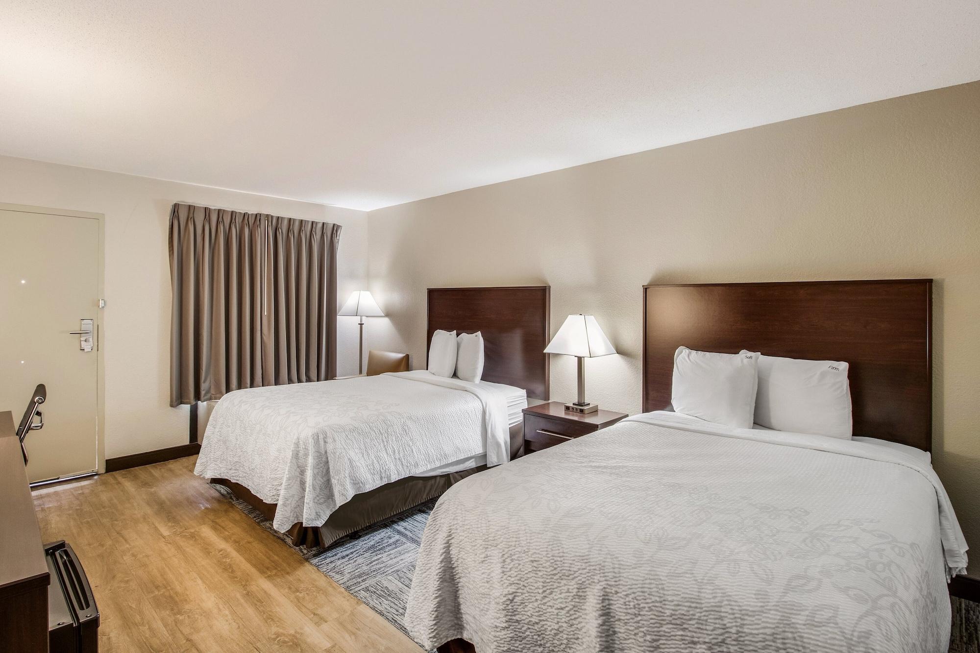 Red Roof Inn Plus+ Dallas - Addison Exterior photo